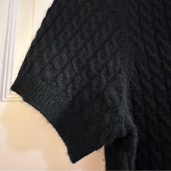 Alex Marie Black 100 Percent Cashmere Short Sleeve Sweater in Size Small - Picture 6 of 6
